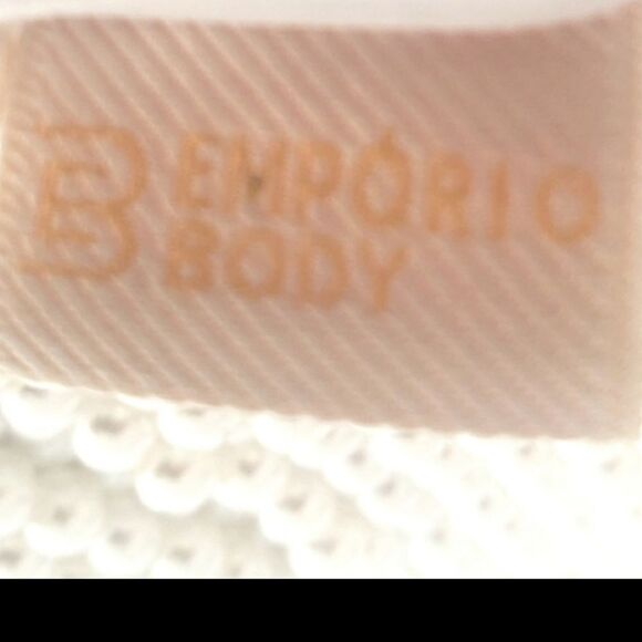 Emporio White Pearls Crop Top - Picture 4 of 8